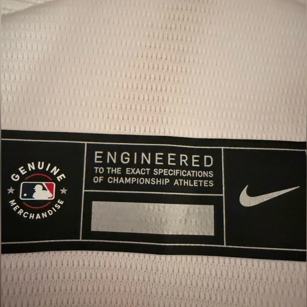 Braves White Acuña Jr. MLB 2021 World Series Jersey - Picture 4 of 6